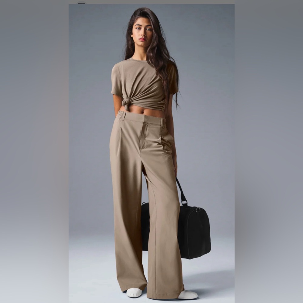 Alo High Pursuit Trouser (Gravel)